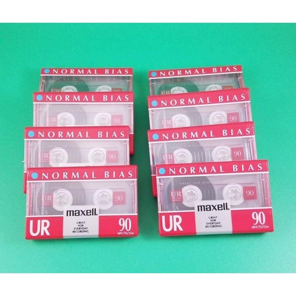 Lot of 8 Maxell Normal Bias UR 90 Minutes Blank Tapes / Audio Cassettes